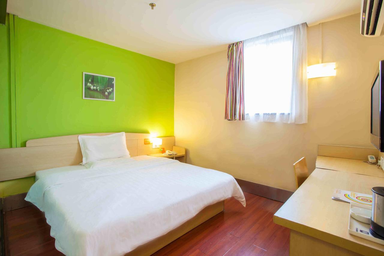 7Days Inn Foshan Shunde Ronggui Xiao Huangpu Værelse billede