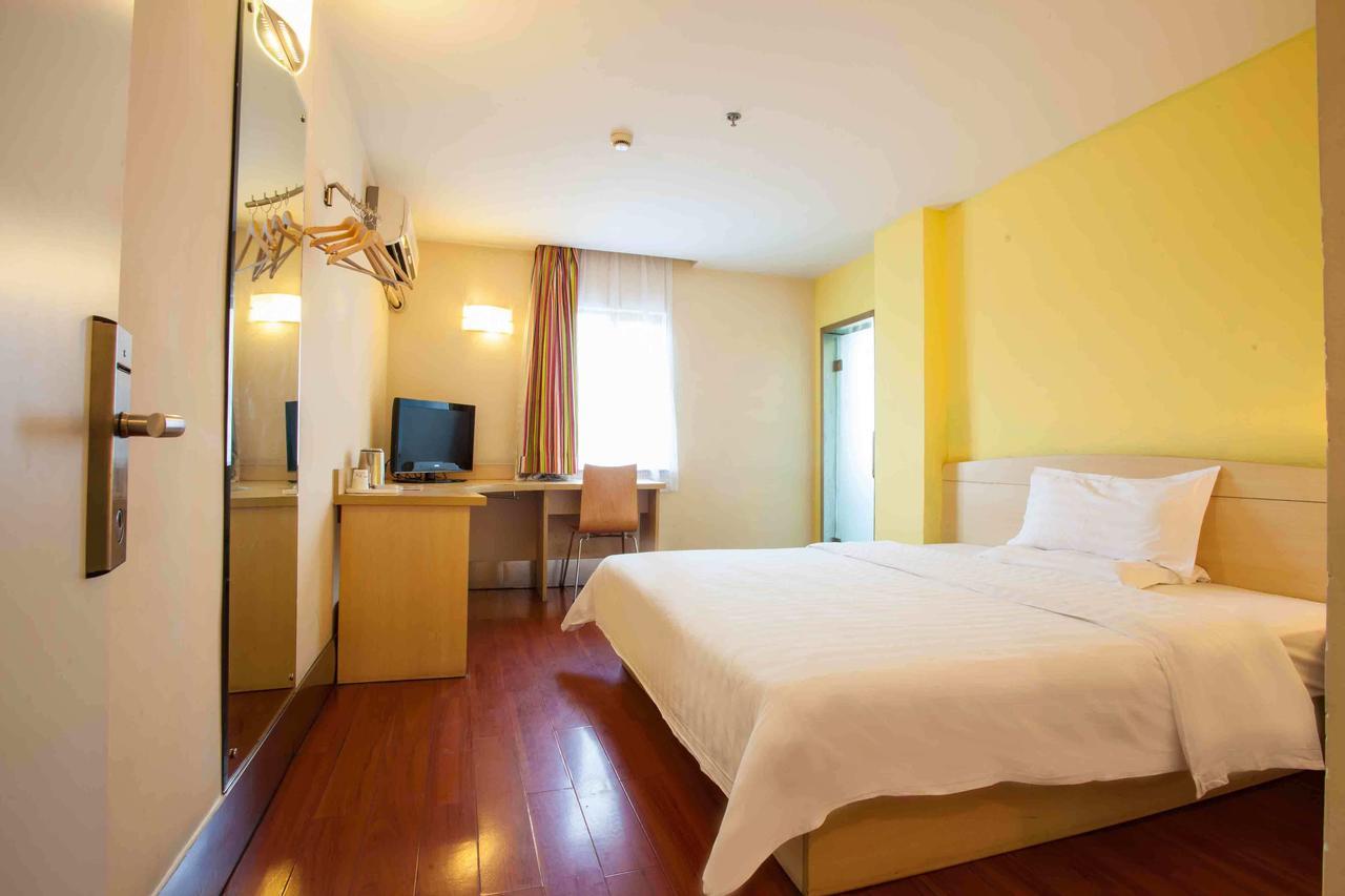 7Days Inn Foshan Shunde Ronggui Xiao Huangpu Værelse billede